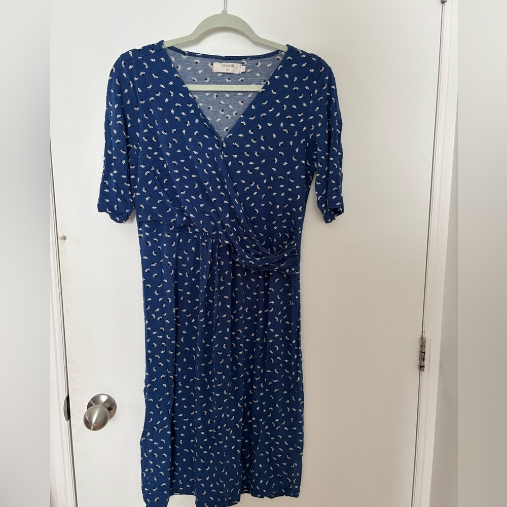 Brand Cream Women's Blue Patterned Dress Size L